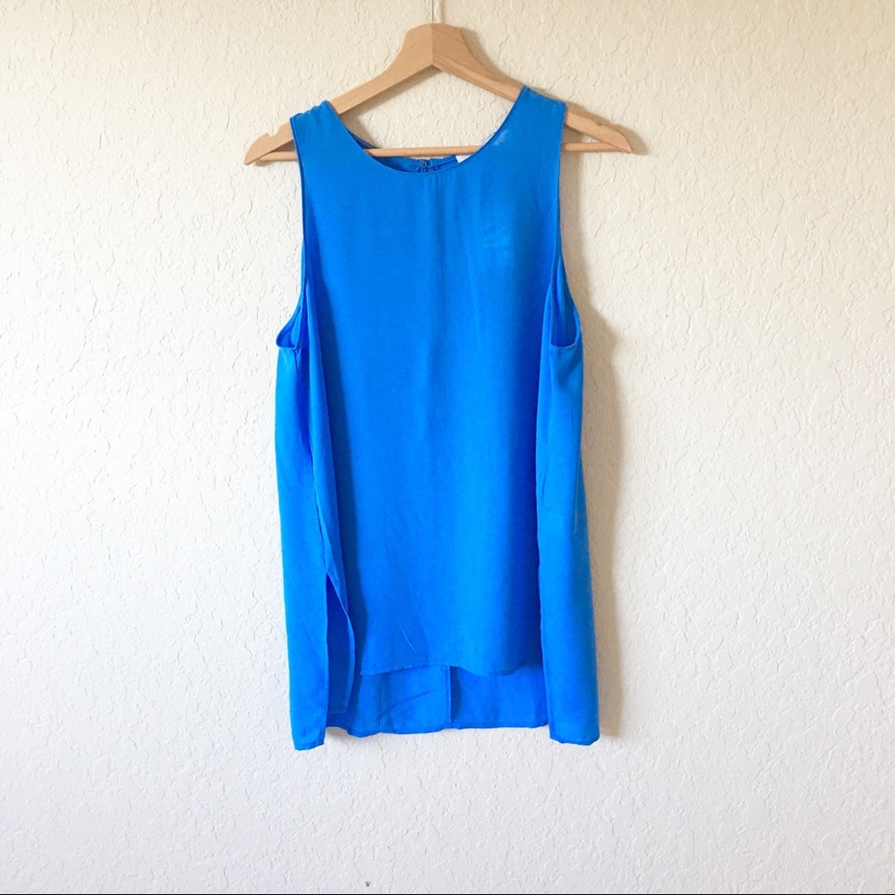 Lush L sleeveless blue top new high low